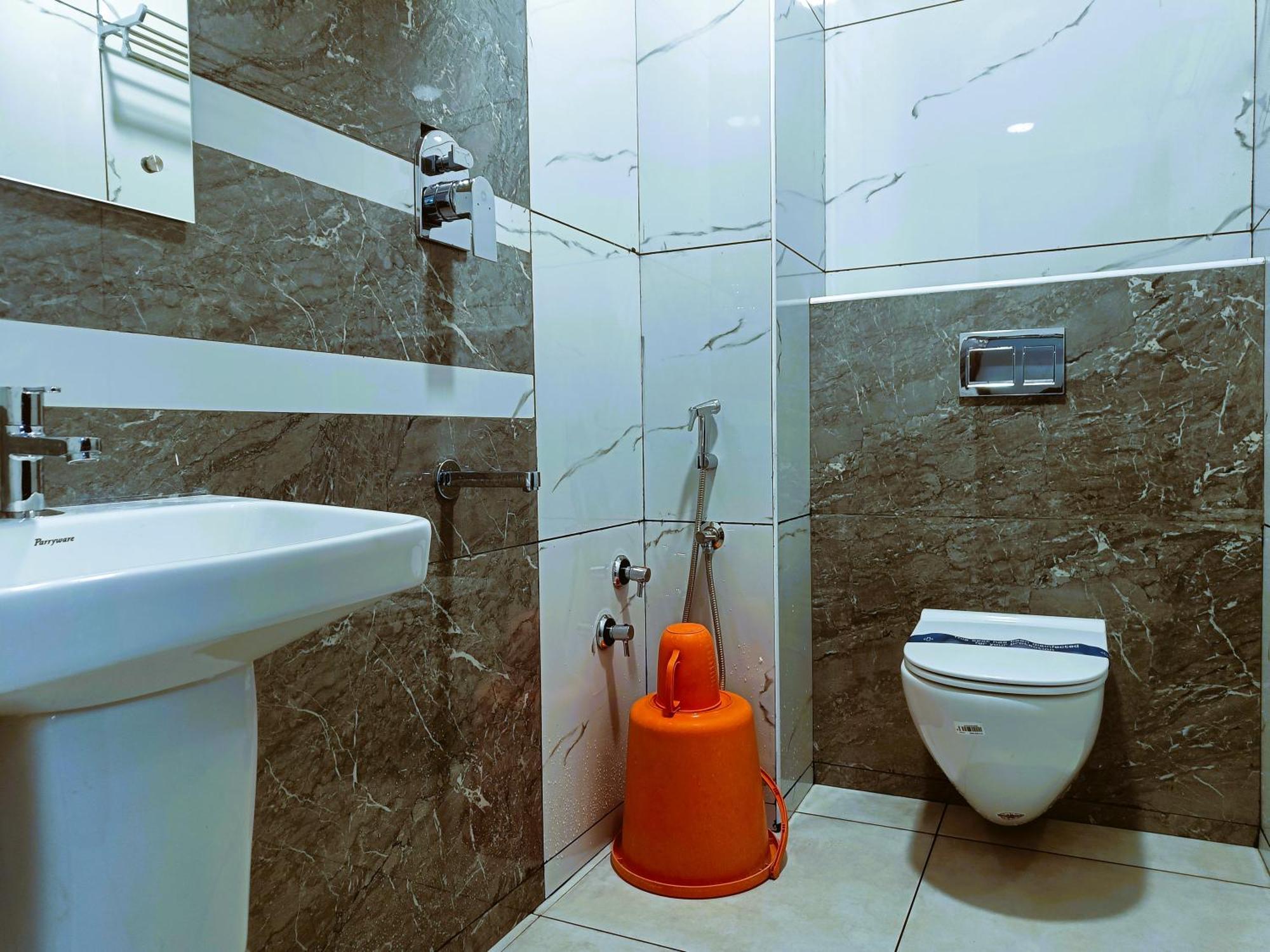 Hotel Jeyam Komoryn Zewnętrze zdjęcie