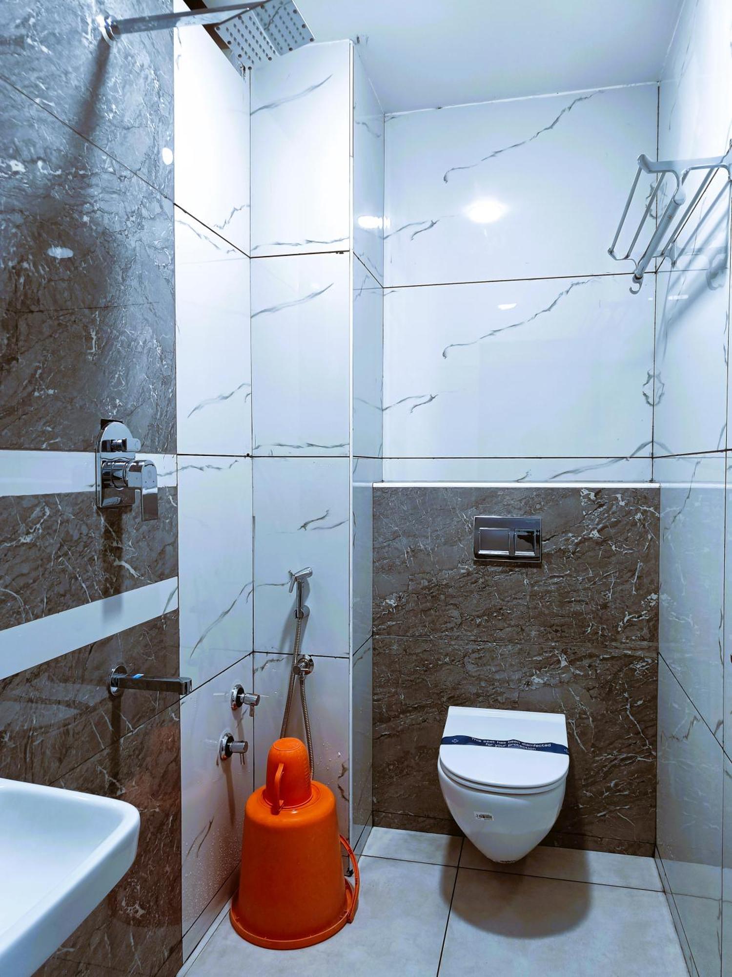 Hotel Jeyam Komoryn Zewnętrze zdjęcie