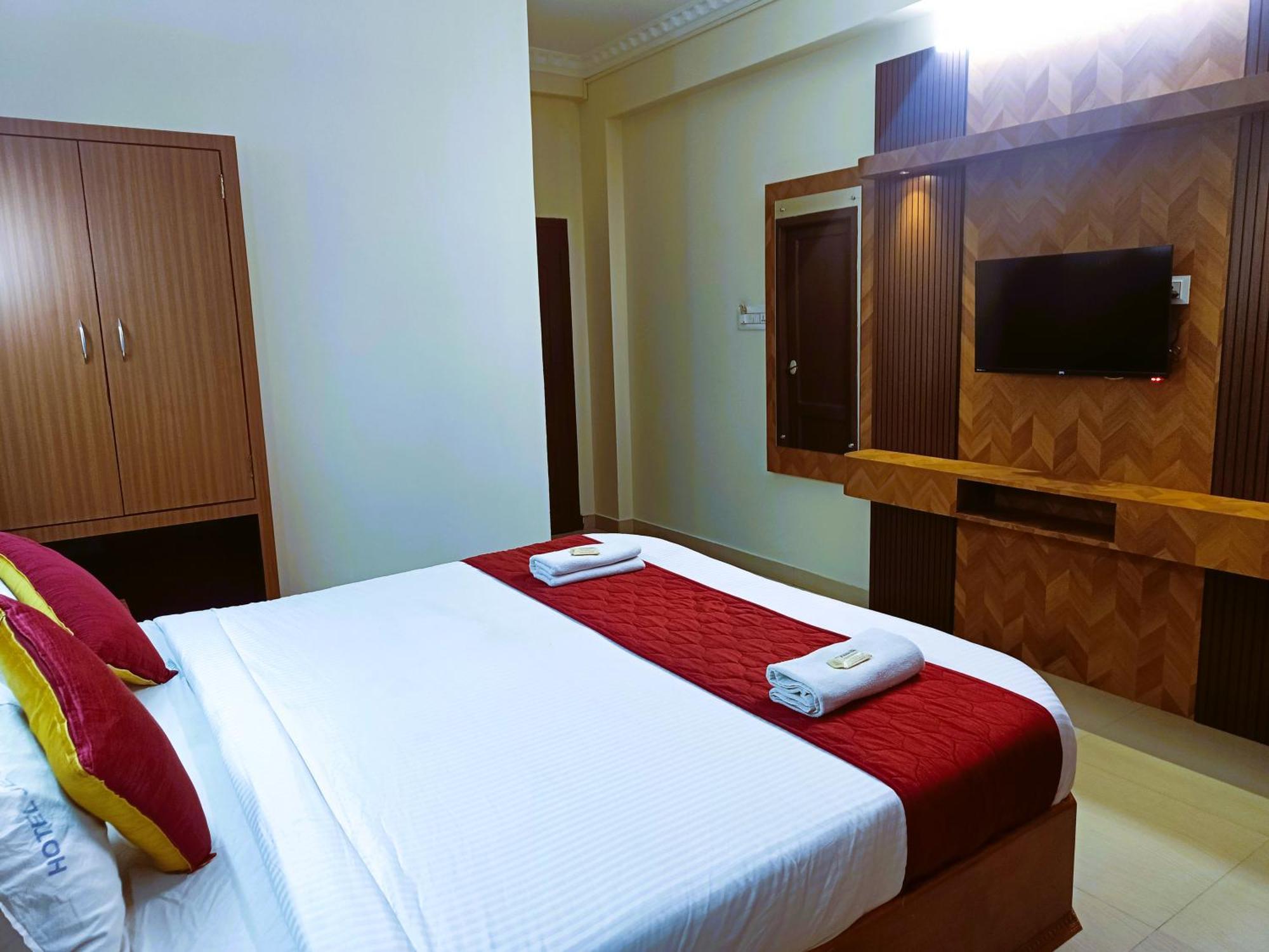 Hotel Jeyam Komoryn Zewnętrze zdjęcie