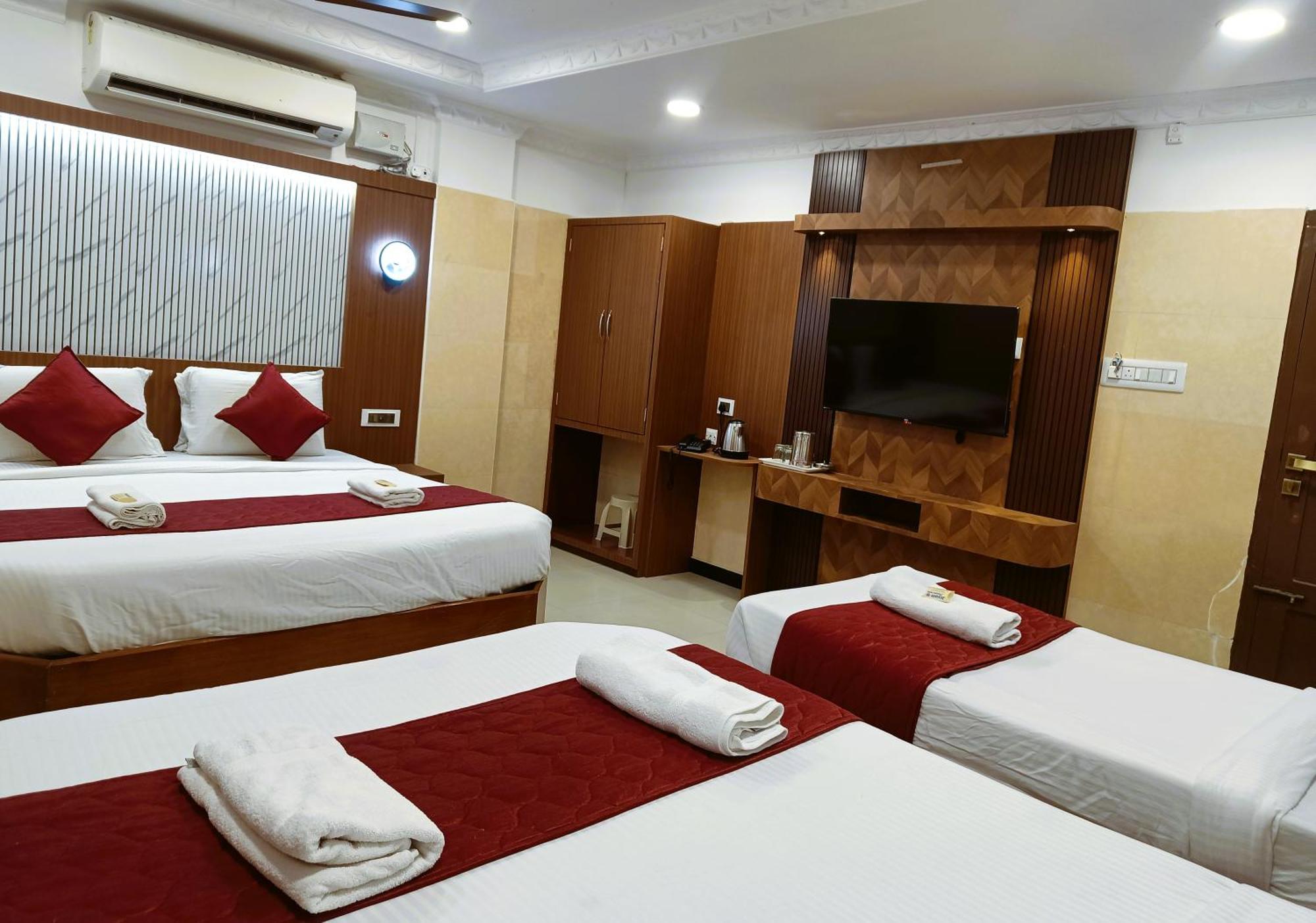 Hotel Jeyam Komoryn Zewnętrze zdjęcie